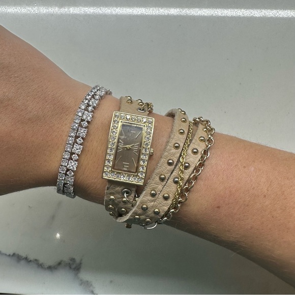 NEW BEIGE LEATHER WRAP WATCH
